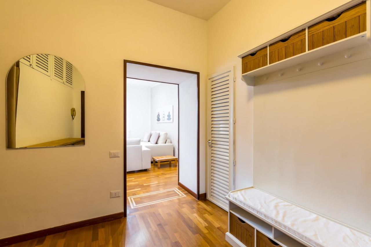 Brancaccio Renewed Apartment By Napoliapartments Exterior foto